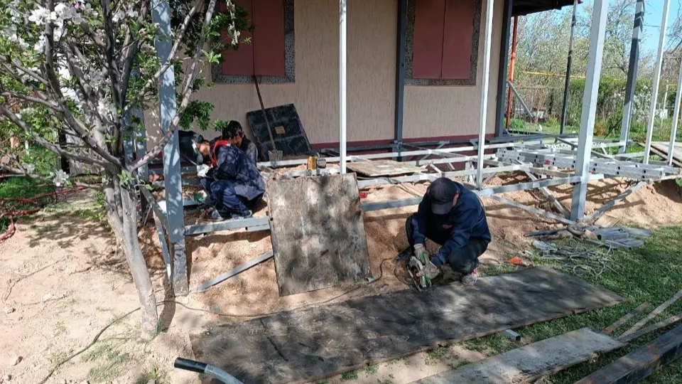 Работы по лестничной площадке